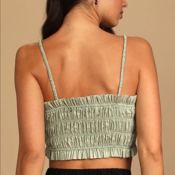 Lulus sage green smocked crop top SOLD - Picture 4 of 7